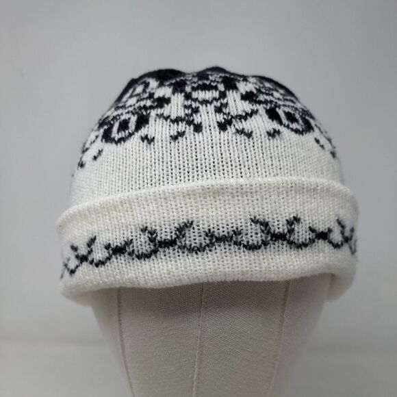 English Village Women's Knit Beanie Hat Cap Black White Fair Isle Acrylic - Picture 2 of 10